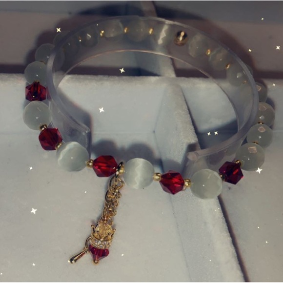 Unconditional - Picture 6 of 11